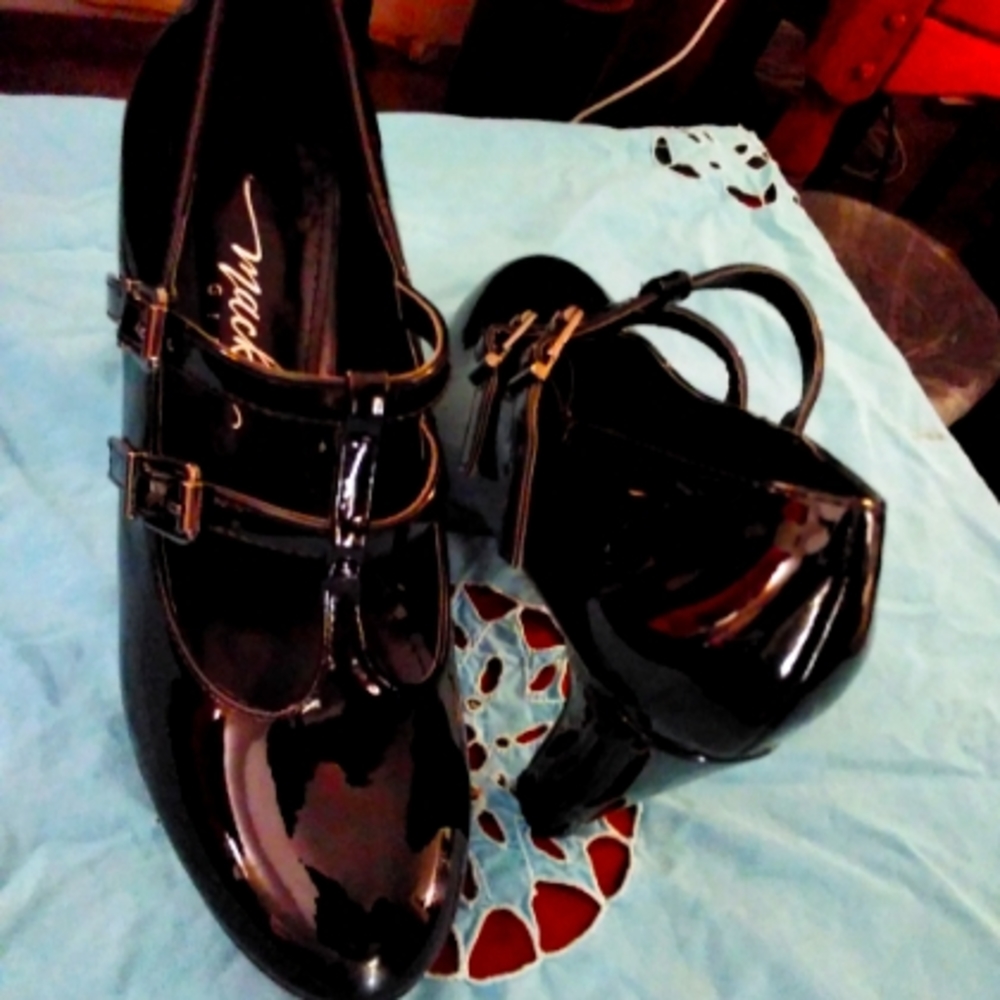 Chunky Platform T-Strap Dress Pumps
